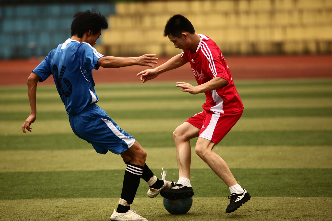 *热烈庆祝【弘毅美的自由人足球队】再次夺冠