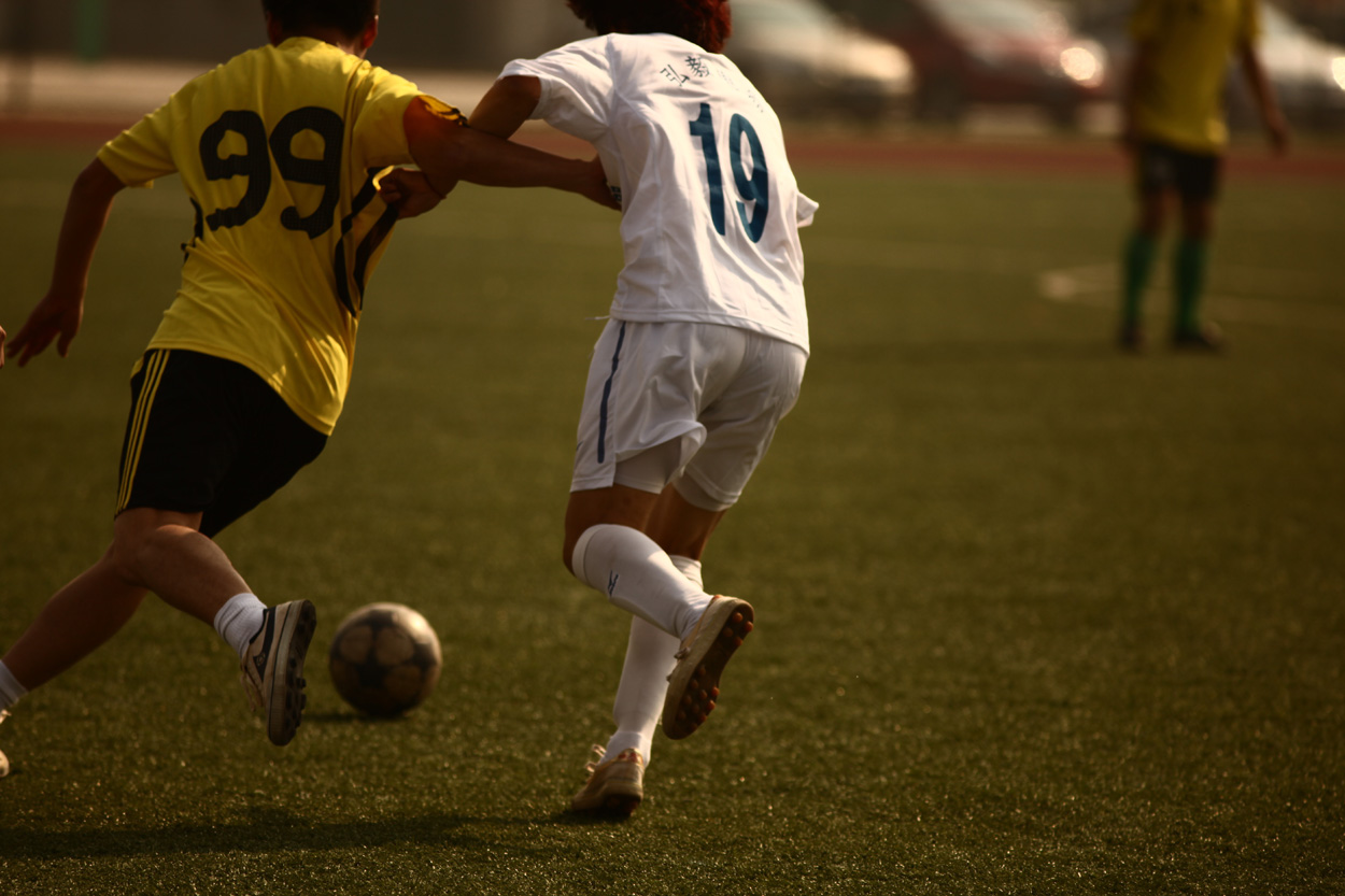 *热烈庆祝【弘毅美的自由人足球队】再次夺冠