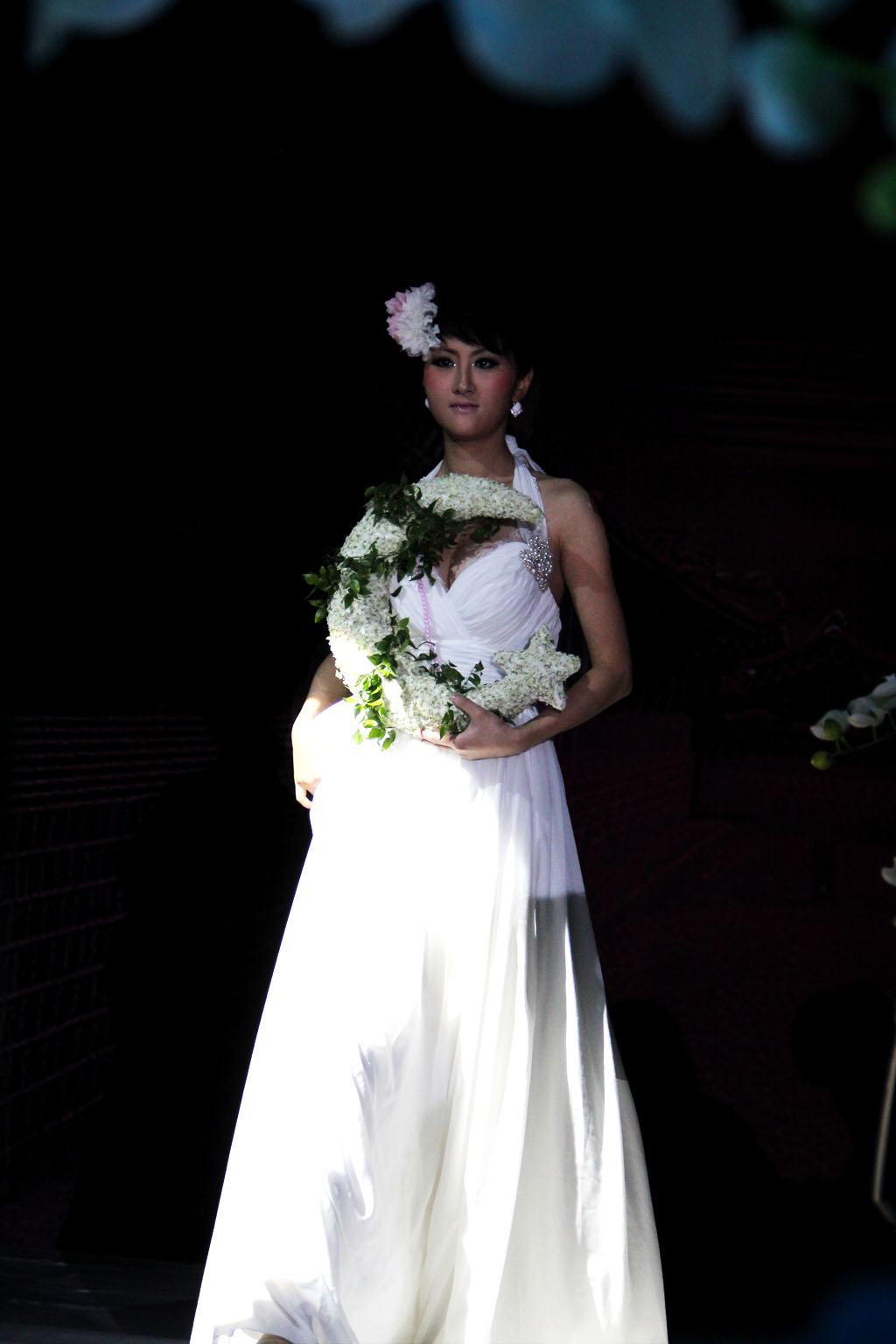 '贵夫人婚庆礼仪公司壹周年大型主题婚礼秀 -