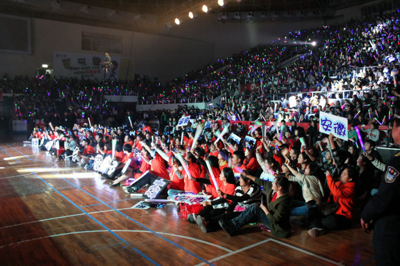 安庆移动动感地带张杰歌友会安庆E网独家:图文