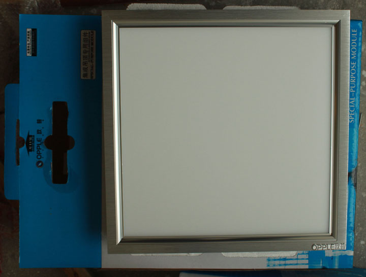 LED05.jpg