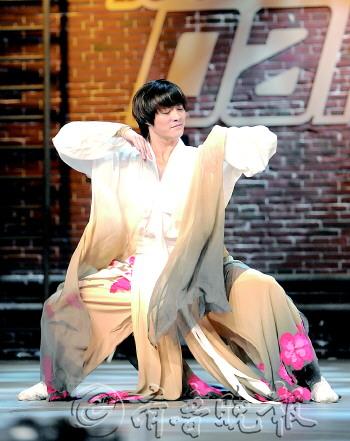 上海东方卫视的《舞林争霸》好好看 - 体育健身