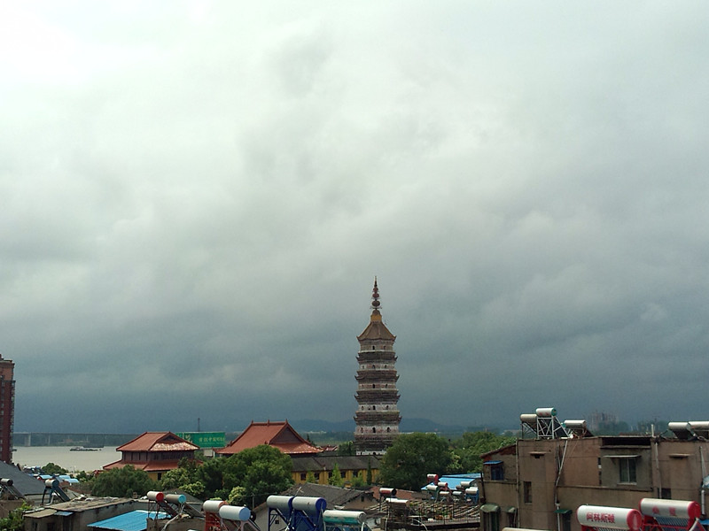 P30608-104936_.jpg