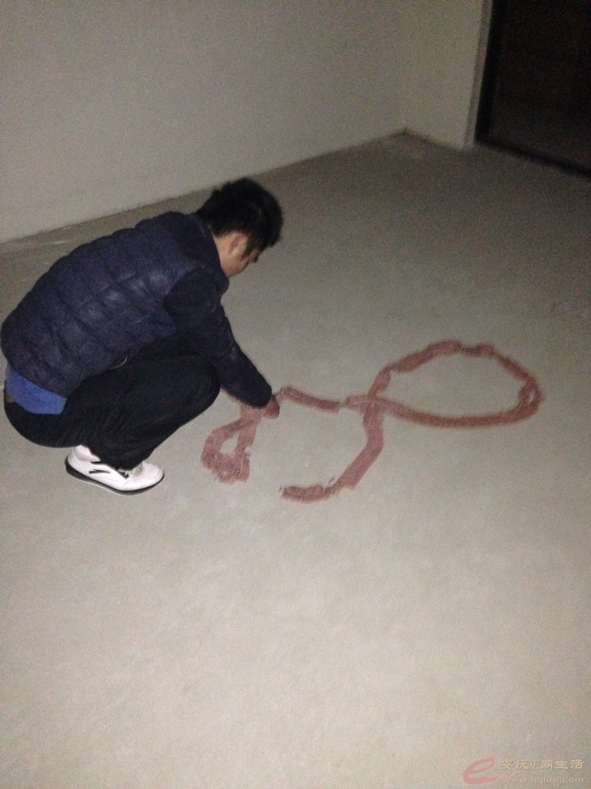 002.jpg