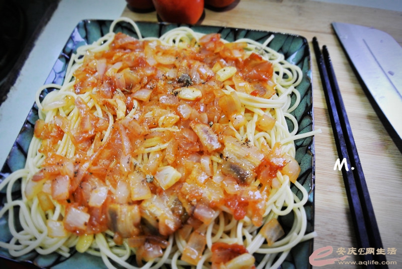番茄洋葱意面的做法 212648s085j7xhqw57vaav.jpg