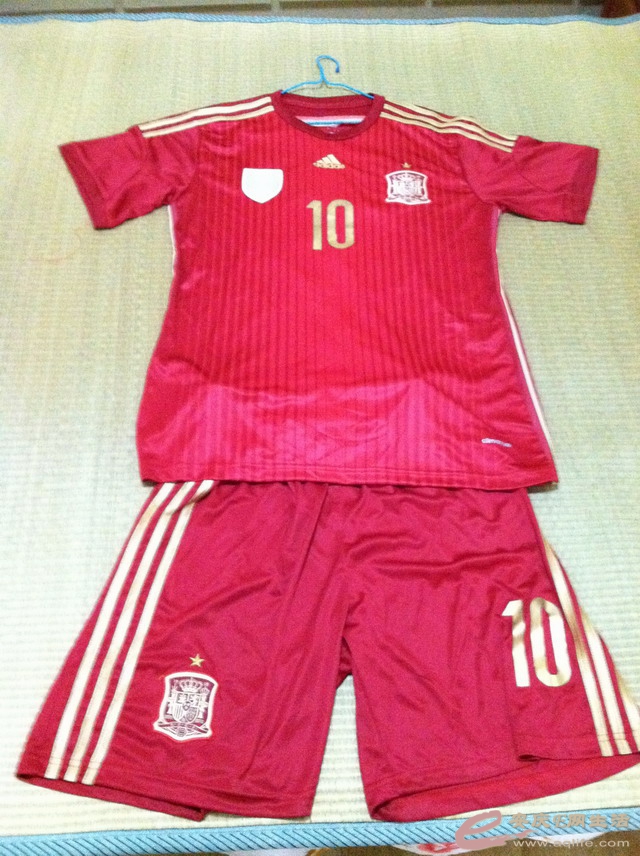 世界杯期间搞的球衣 无奈尺码较大 转让或交换