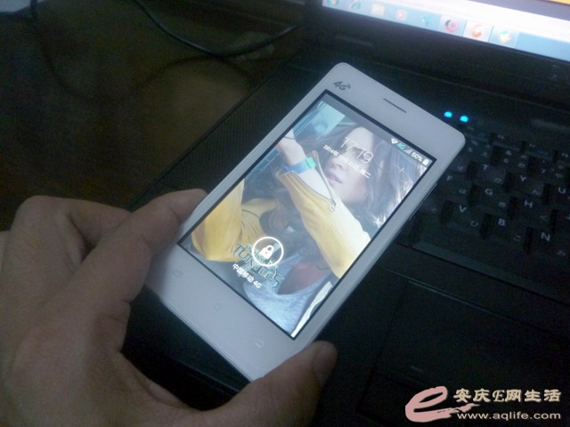最便宜的移动4G 智能手机 安桌4.4系统 - 二手市
