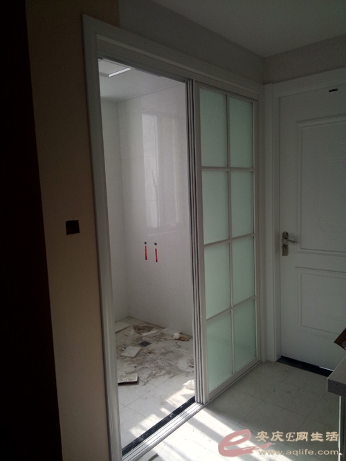 P50623-163636.jpg