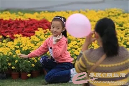 公共场所拍照不要呼喊孩子名字,后果严重! - 亲