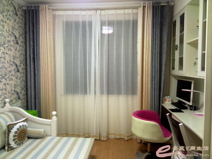 P51015-213429.jpg