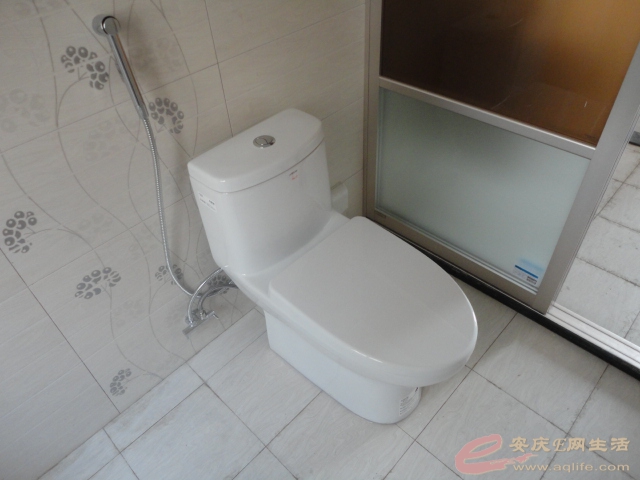 Ƭ 045.jpg