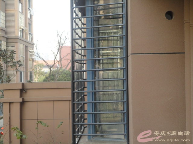 Ƭ 057.jpg