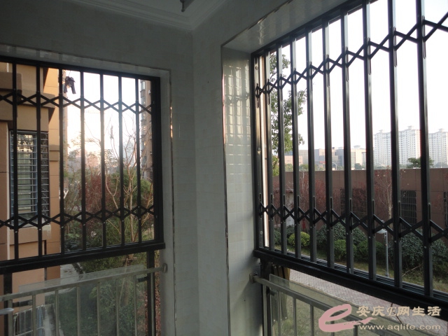 Ƭ 064.jpg