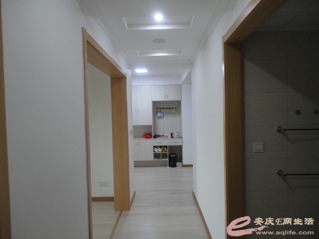Ƭ 090.jpg