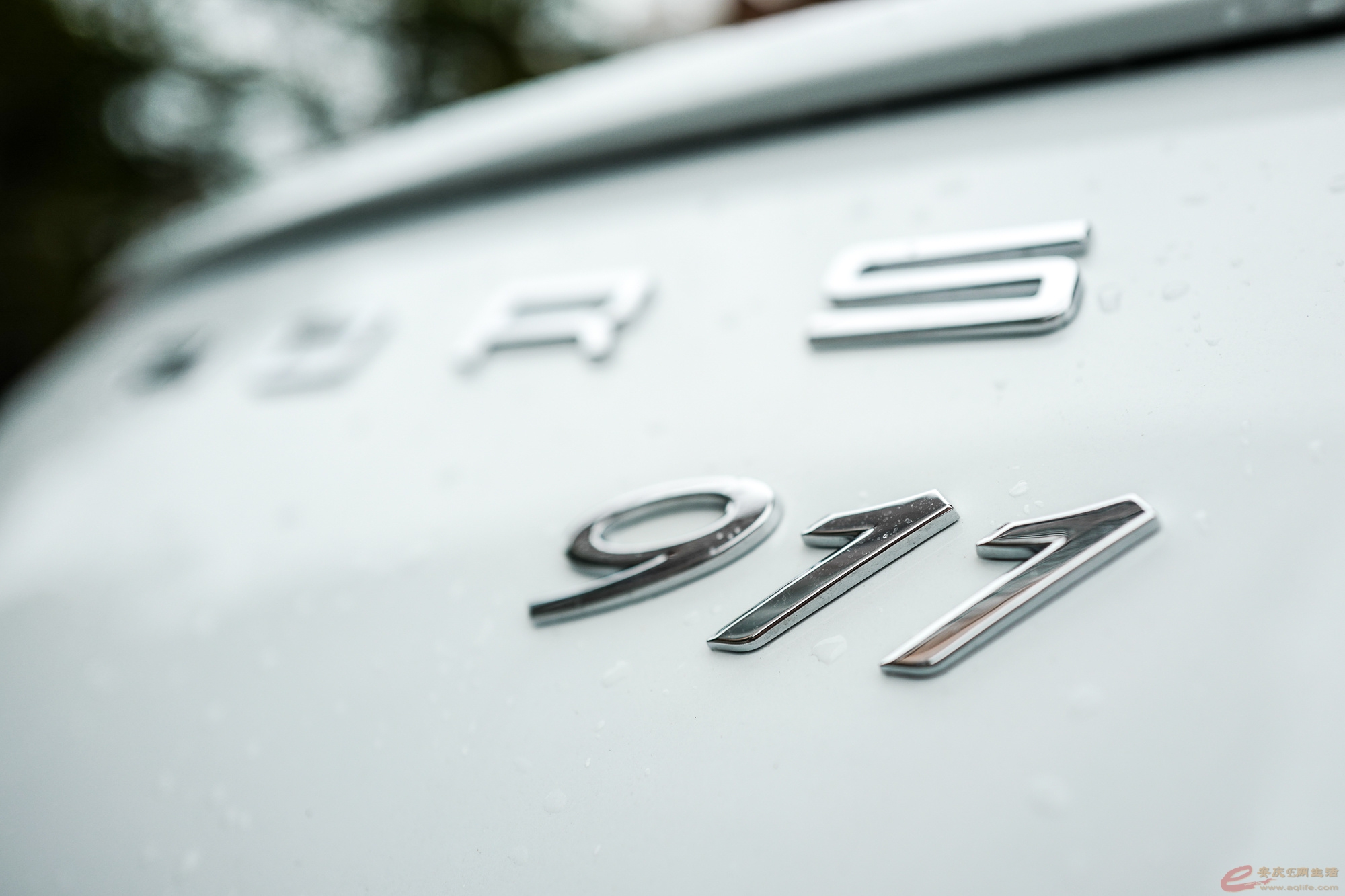 porsche 911.jpg