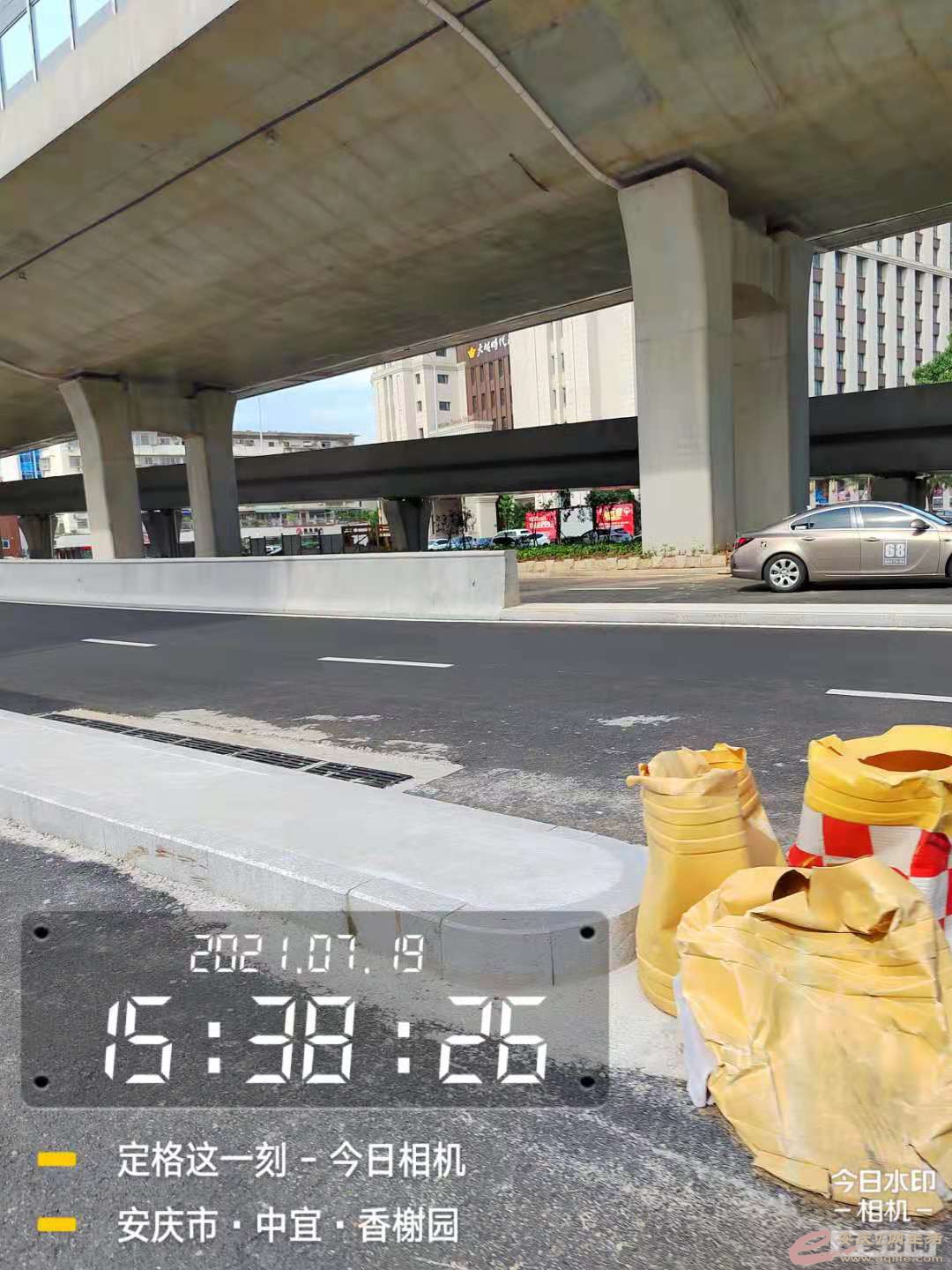 77.jpg