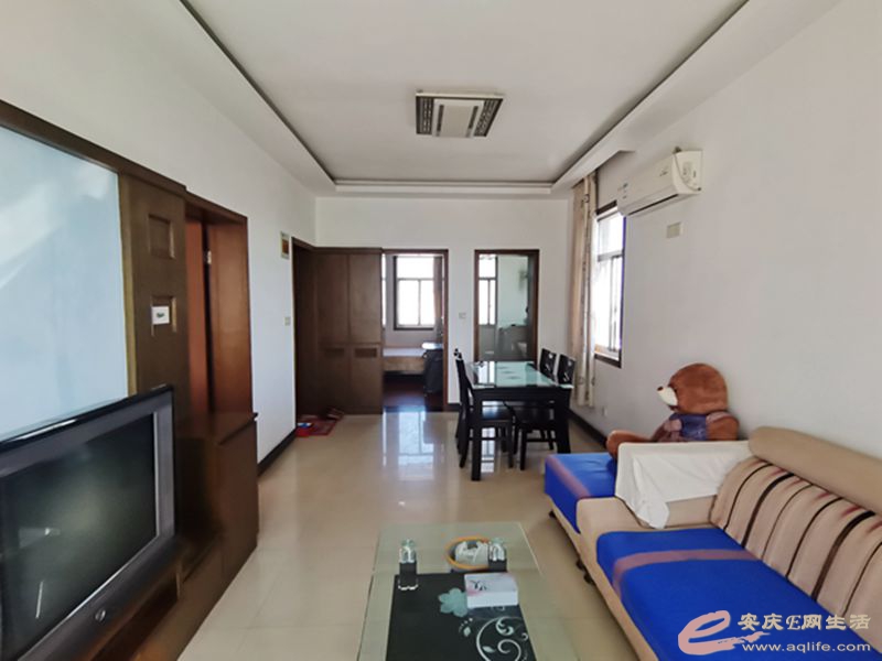 ef451947-81e9-4791-a6f0-455330b9c999_0.jpg