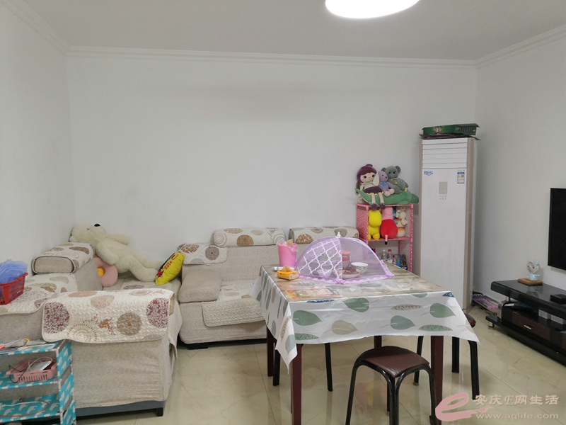 eae4accc-0ae6-47be-b095-69fb193e4152_0.jpg
