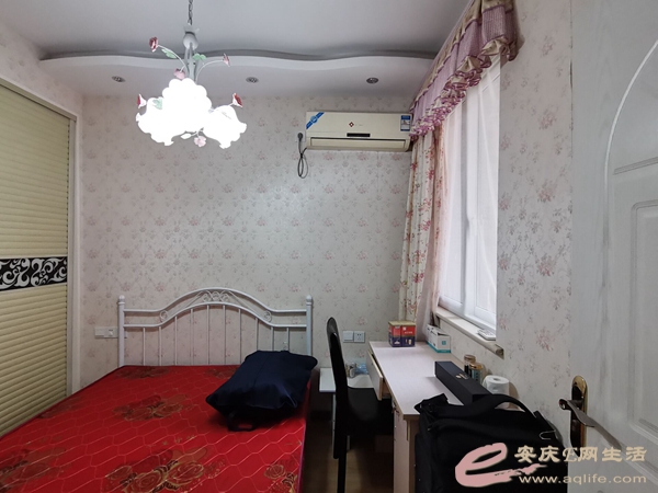 d5197b18-d61a-41e9-8e9f-3d655628fc0a_0.jpg