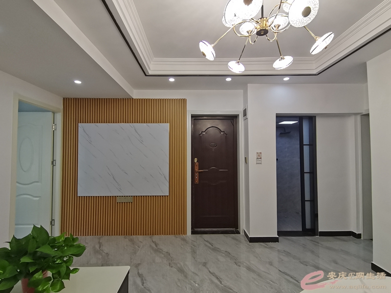 4b238eed-f8a0-4ba8-ac57-03b43b639f21_0.jpg