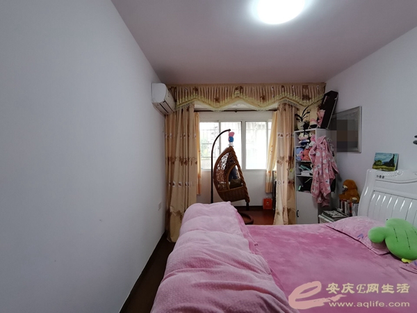 fbd6ebc1-d068-473e-aa91-301b329c13f0_0.jpg