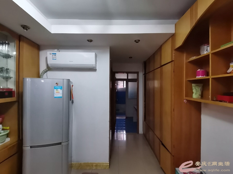 6e7fc483-b39e-4055-b640-e03aa35d96f8_0.jpg