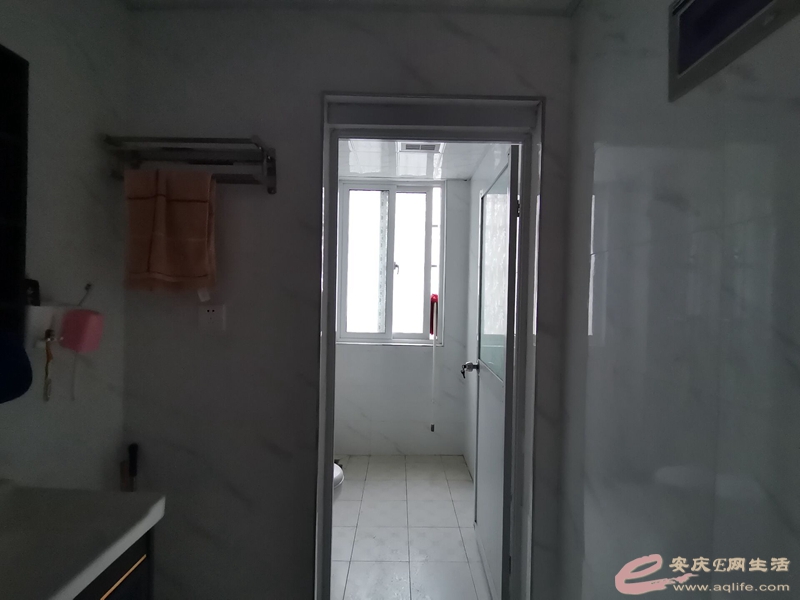 962177eb-6520-4bb7-9e00-525568325878_0.jpg