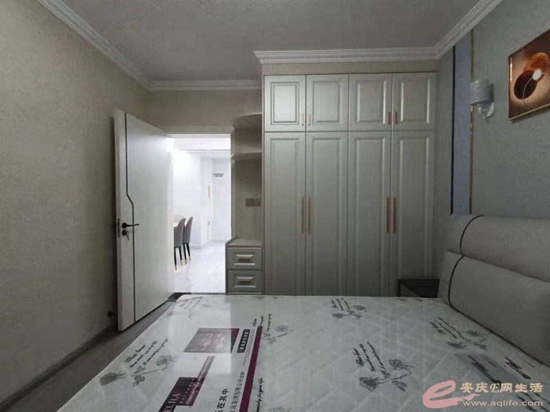 db800822-295f-4a34-b87d-f80eeb42c451_0.jpg
