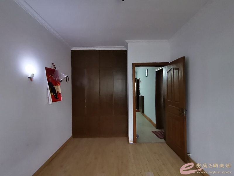 c33efcbb-db28-45b1-9c61-c707b76b19ae_0.jpg