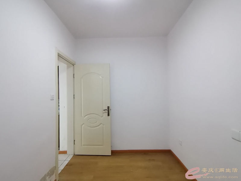 36e8ff50-be5b-4d2f-8925-95d8a57adc1b_0.jpg