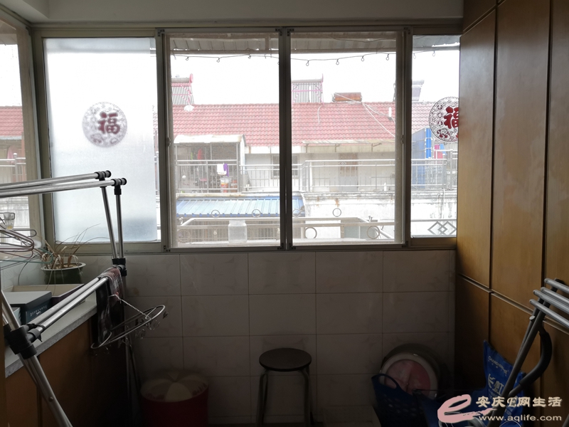 fad1a54a-37a9-4e43-946c-68b9cc26af56_0.jpg