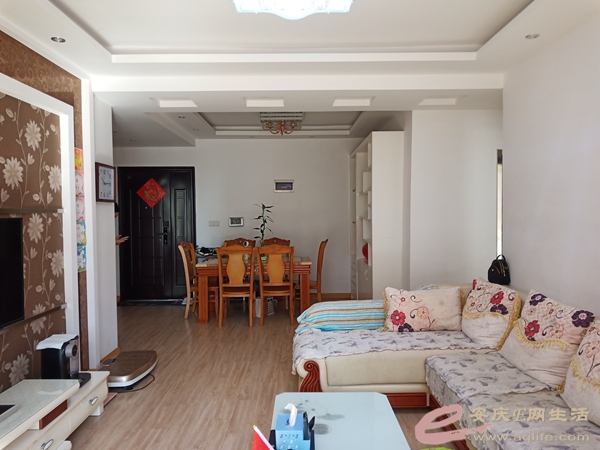 fd8ddae8-6c45-4b74-9919-38db39c06f60_0.jpg