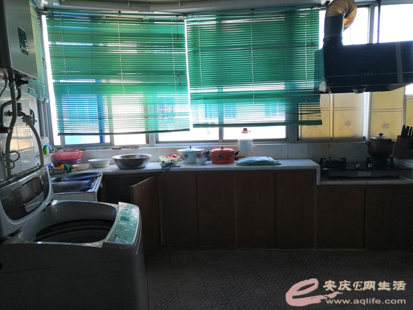 6d3167d8-babe-48a6-962b-eac8817bdede_0.jpg