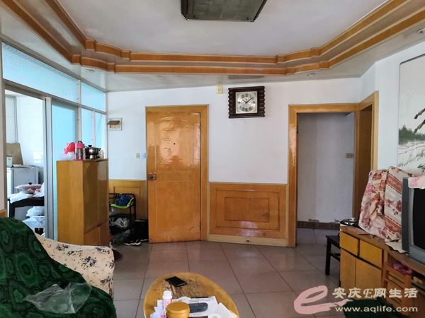 5ac5bb5d-2e58-44e5-b113-c156c7677be6_0.jpg
