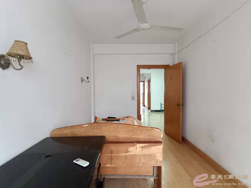 2559d625-d8e5-42da-9d21-f9df05539b2c_0.jpg