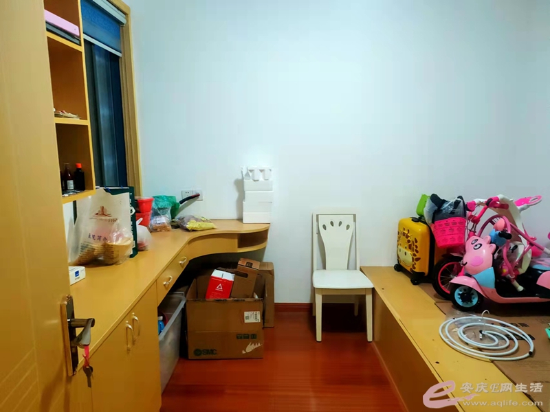 e482726e-04b5-4834-9c70-c157f07f8875_0.jpg