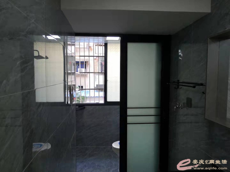 5b961e9a-82d3-41fc-ad4d-1adea65ac67a_0.jpg