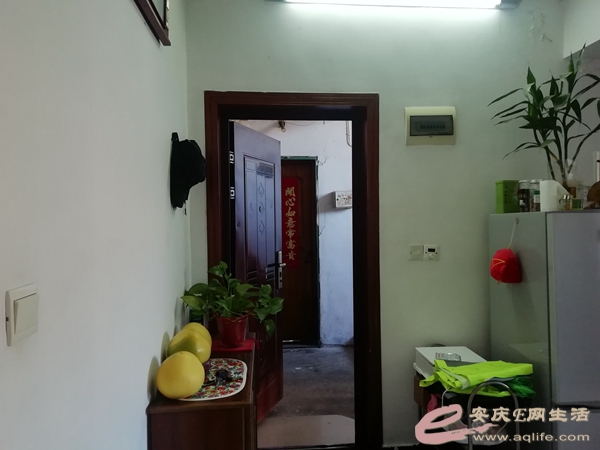 ca7ea734-1d4a-4413-85db-1236e56cdf02_0.jpg