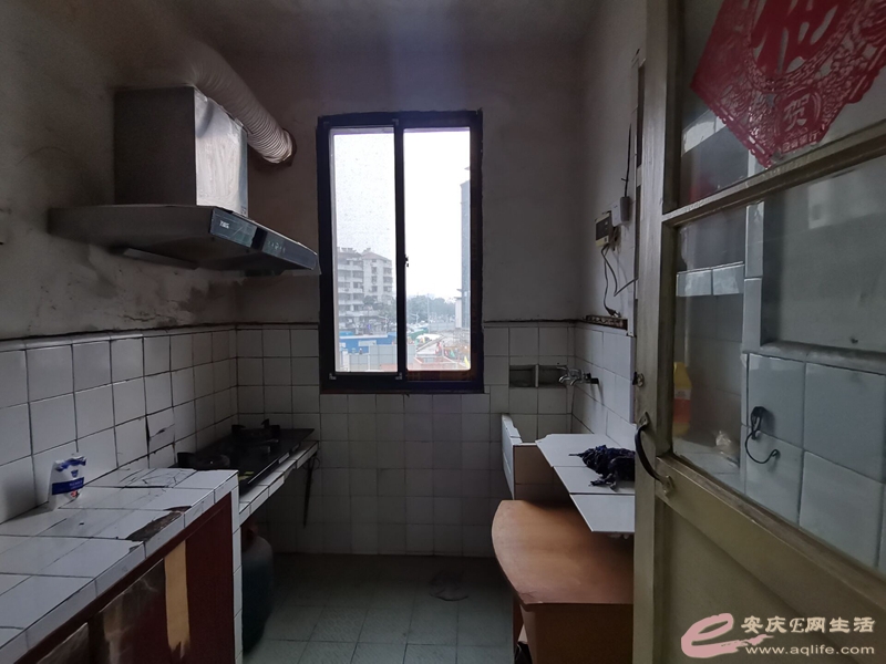 3b31ab1f-dc2c-4bfd-82ac-3aaa060b94fa_0.jpg