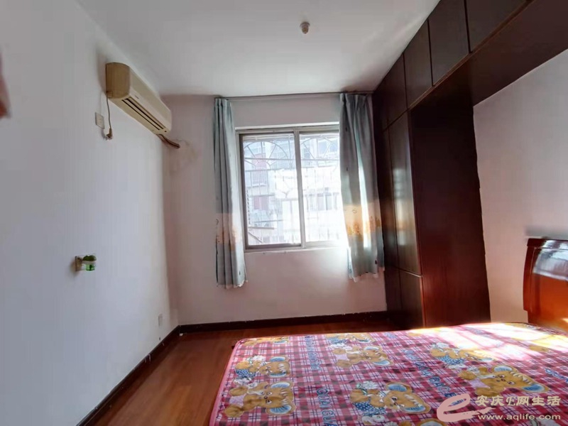 adcb5400-95e8-49eb-8c90-6802c81facbc_0.jpg