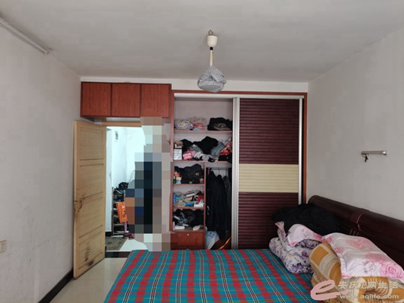 095536kqzuqnh4rtbh54kq.jpg