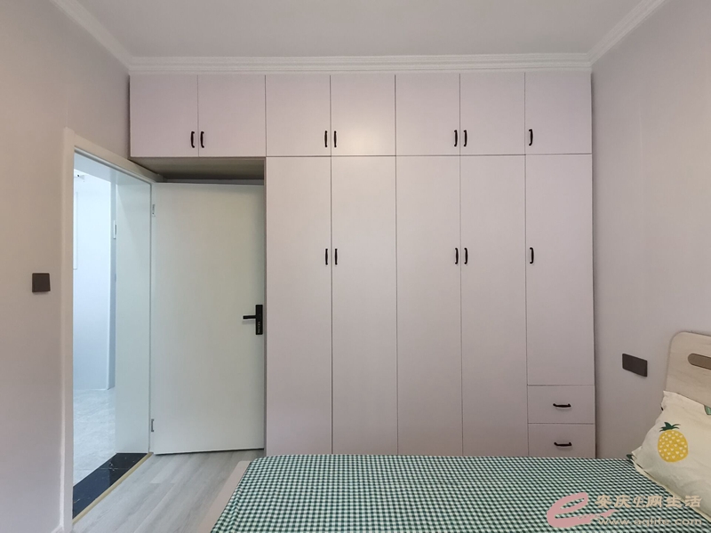 4e583ca1-1fed-424b-81c6-97bd2d796828_0.jpg