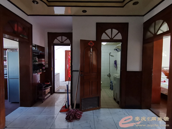 9aa587be-9f0a-4d63-8cbd-a7e6623b3d4e_0.jpg