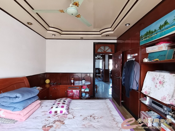 bebc9c80-09bb-4d09-b651-f7a66ba0fa68_0.jpg