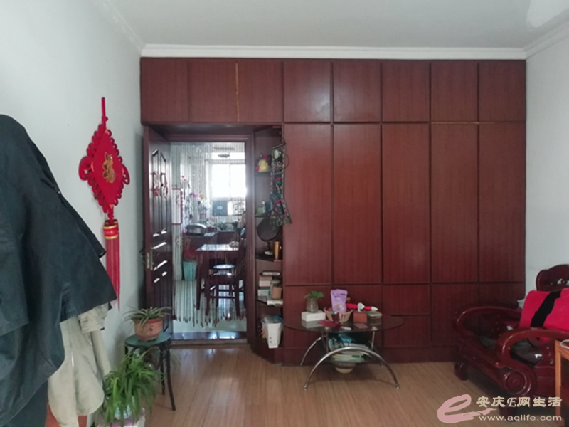 9d941205-e55f-4c32-af03-663368a1ec68_0.jpg