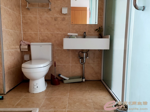 e2ab1289-3580-43da-8576-74bd5568bed3_0.jpg