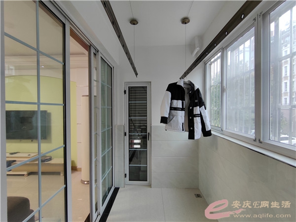 e5a97f91-9285-4a24-b076-ecd2b4ed15d5_0.jpg