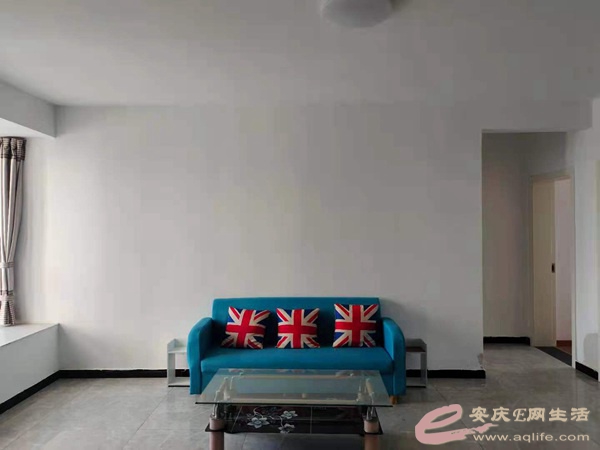 2d8de7f6-2191-4d17-a9b6-572f3e019c1d_0.jpg