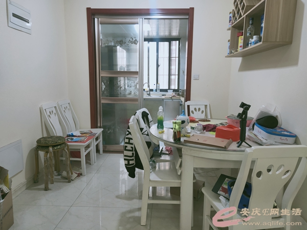 78dfa0fc-b680-4466-82f4-3aca90817689_0.jpg