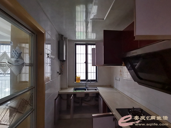 3ea5510a-66eb-47a9-9a84-6e70b7f35a3e_0.jpg